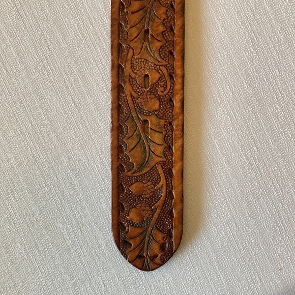 Brown Leather Tooled Belt Acorn Leaf Design with Green Accents Size‎ 34 - Picture 2 of 8